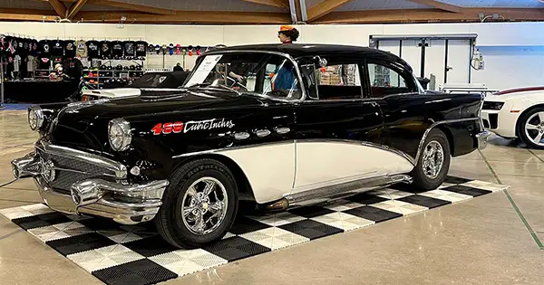 Buick Special 489.